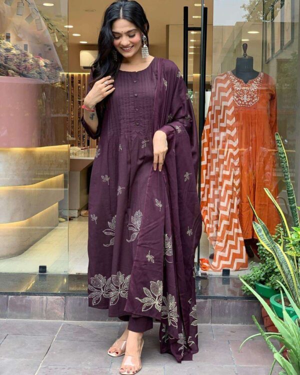 Floral Dreams ? Printed & Embroidered Cotton Dress (Size M) - Image 5
